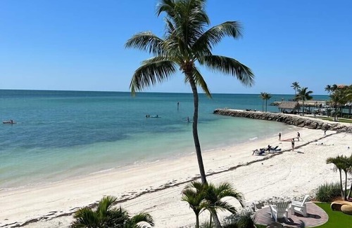 Marathon House | An Ocean Front Luxury Retreat for Your Dream Vacation in the FL Keys.