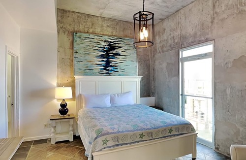 Bermuda Beach House | An Oceanfront Experience | Beachfront, Near Town