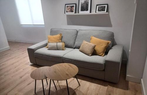 Lagunillas Apartment | Ana Bernal by HDC Apartments