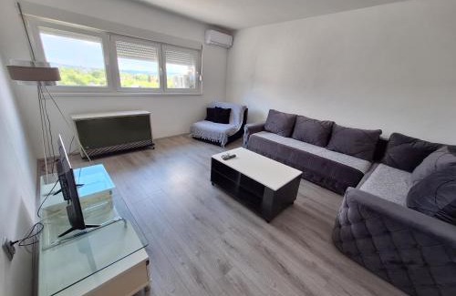 Mladenovac Apartment | Ana - stan na dan
