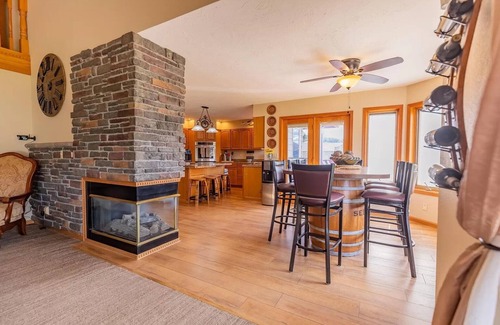 Anaconda Ski Chalet | Anaconda Chalet - Ski Discovery, Golfing, Fishing, Mountains and incredible view