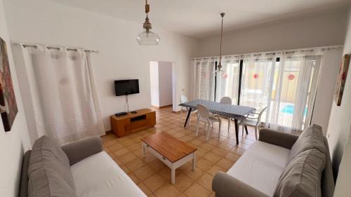 La Oliva House | Anahi Homes Corralejo- Bicacarera 3