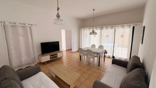 La Oliva House | Anahi Homes Corralejo- Bicacarera 7