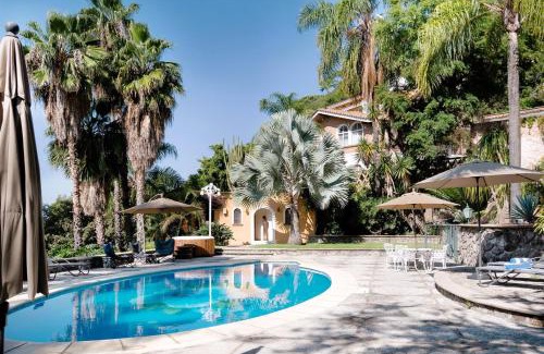 Ajijic House | ANANA Rancho San Rafael | Master BD & Lake views