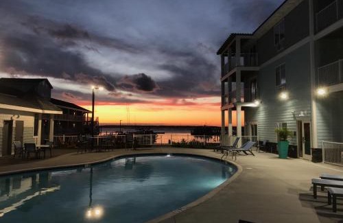 Chincoteague Hotel | Anchor Inn