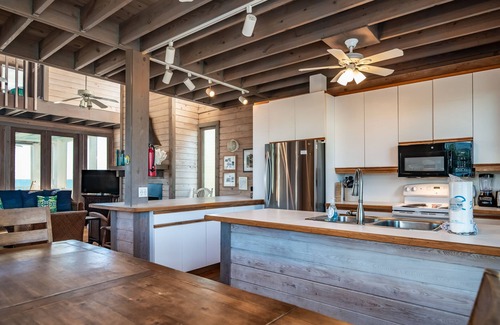 Pawleys Island House | Anchorage Beautiful Oceanfront Home on Pawleys Island
