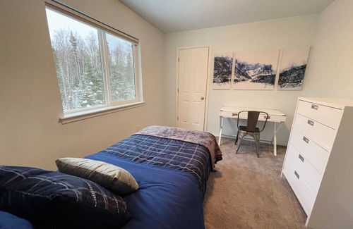 Rabbit Creek House | Anchorage Home in the Woods