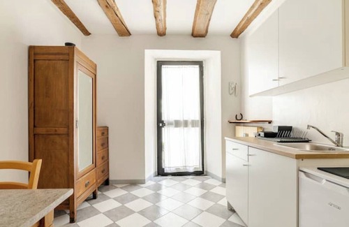Citta Bassa Apartment | Ancient Stables I