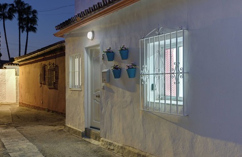 Torremolinos Apartment | Andalusian Apartment By Seric