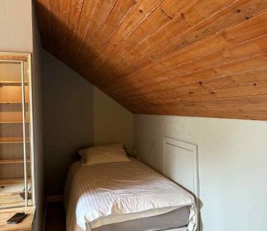 Monaghan House | Andante Guesthouse KENCARE LIMITED
