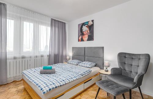 Bielany Apartment | Andersena 190 A - 12 piętro - 10 min CMKP - 5 min Metro - 15 min Centrum