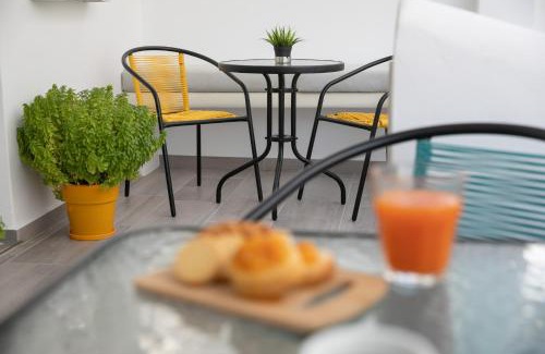 Naxos Town Apartment | Anemela studio basic