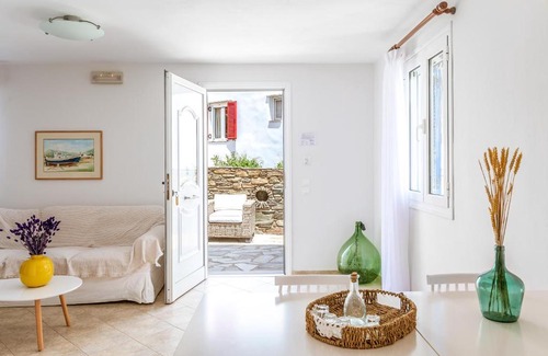 Agios Ioannis House | Anemologio 301 Tinos