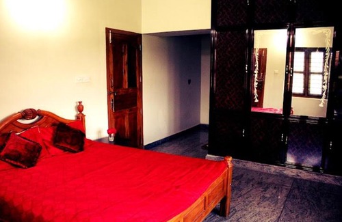Palakkad House | Aneys River view Home stay & resort