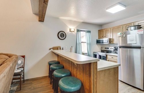 Angel Fire Condo | Angel Fire Condo < 1/2 Mi to Resort & Bike Park!