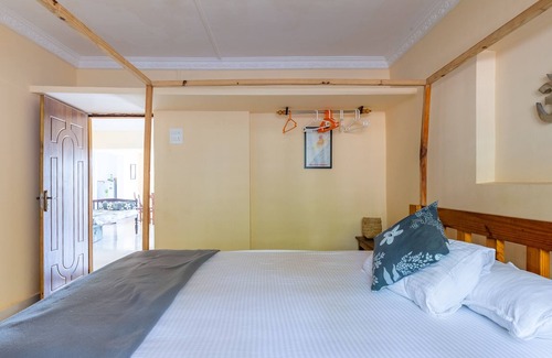 Patnem Villa | Angel's 2BHK Riverside vila on the Talpona River with WIFI , Parking