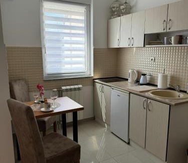 Sremska Mitrovica Apartment | Angellina Apartmani