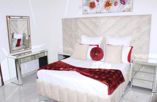 Emalahleni House | ANGELOCEAN GUEST HOUSE