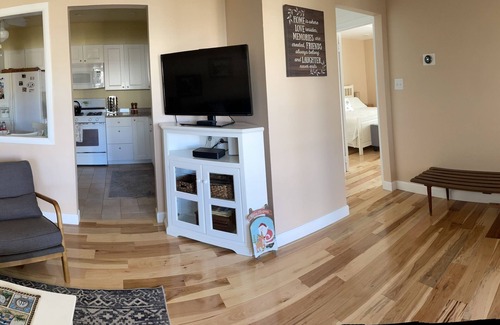 Admiral Estates House | Angel’s place few short blocks to the beach