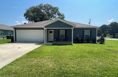 Eufaula House | Angler's Alley