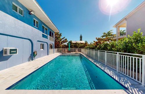 Marathon House | Angler's Escape