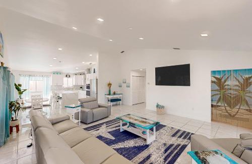 Marathon House | Angler's Escape