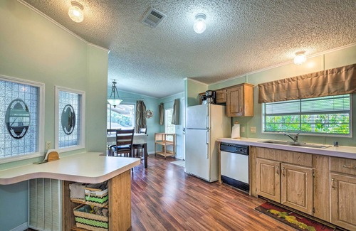 Homosassa House | Angler's Getaway: Homosassa Home w/Boat Dock!