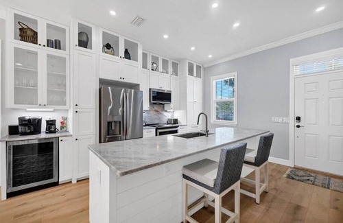 Placida House | Anglers Club 11792