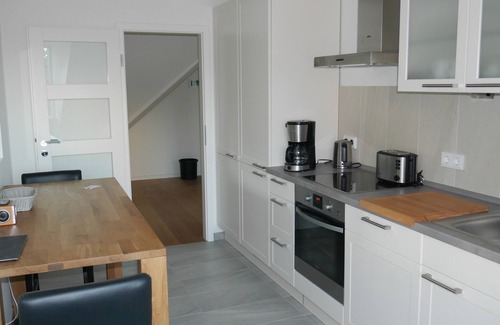 Wik Apartment | Animas, newly built and sunny apartment Kiel, Holtenauer Straße