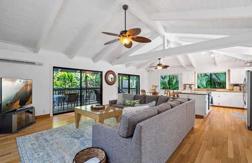 Kalihiwai House | Anini Mauka - A/C, close to the beach TVNC #4328