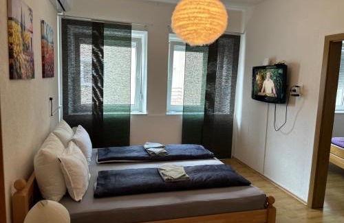 Canton 10 Apartment | Anna