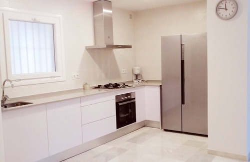 Cadiz Apartment | ANNA HOME APARTMENT- Open style apartment with 1st quality materials