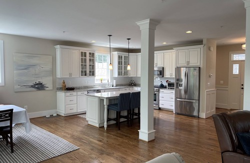 Eastport House | Annapolis -Eastport - -3 Bedroom- 3 bath with parking