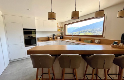 Saint-Jorioz House | Annecy - Villa with contemporary and quiet pool, mountain and lake view