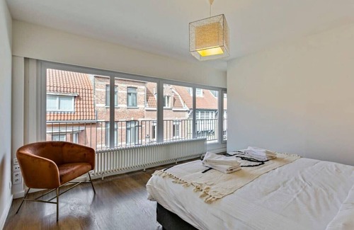 Historical Center Bruges House | Anny's Home - Spacious holiday home in city center