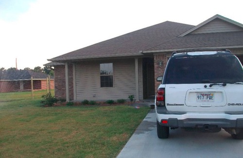 Russellville House | ANO, Tech, Nebo, Petit Jean