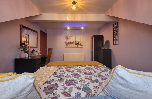 Bradford House | Another sweet home