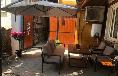 Kaleici Villa | ANTALYA KALEİÇİ TARİHİ LOKASYON BAHÇELİ ÖZEL MÜSTAKİL ev