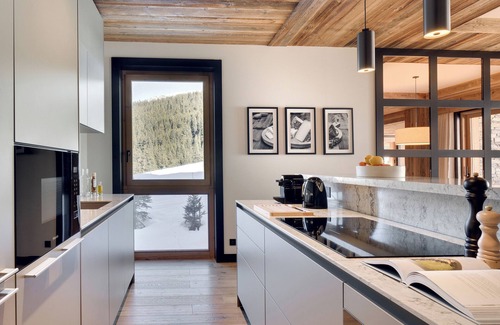 Meribel Centre Apartment | Antarès NAOS 203D - huge duplex luxury apartment ski in/ski out