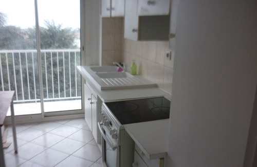 Antibes Apartment | Antibes nice 3 rooms, clear and bright, beautiful sea view and swimming pool