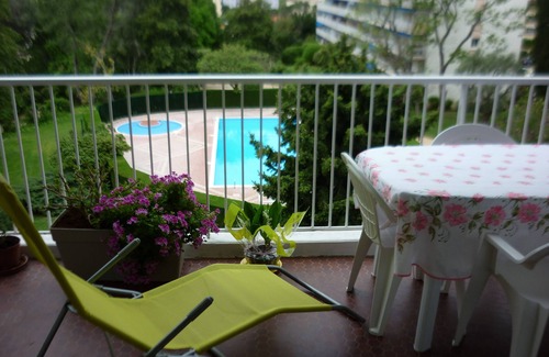 Antibes Apartment | Antibes nice 3 rooms, clear and bright, beautiful sea view and swimming pool