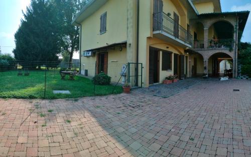 Pieve San Giacomo Apartment | Antica Postumia