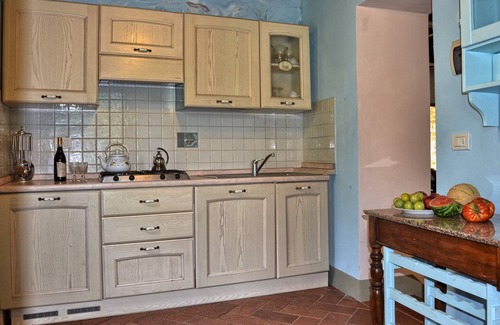 Gaiole in Chianti Apartment | Antico Borgo di Montefienali - Apartment il Portico