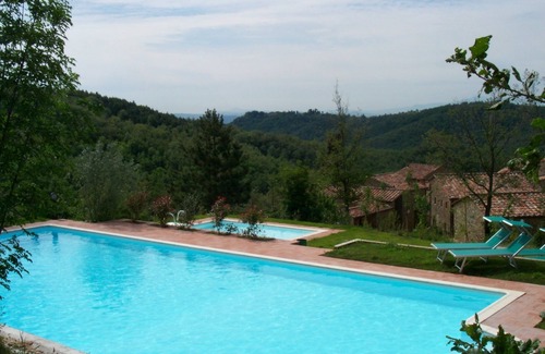 Gaiole in Chianti Apartment | Antico Borgo di Montefienali - Apartment il Portico