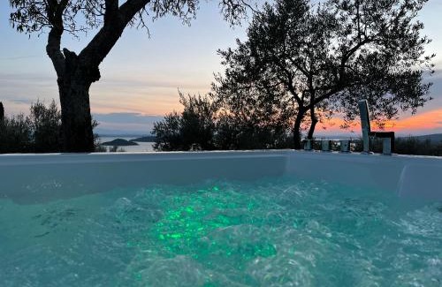 Passignano sul Trasimeno Apartment | Antico Casale Tiravento
