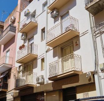 Gela House | Antifemo - Cairoli Apartments