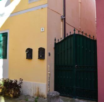 Livorno Apartment | Antignano mare LOFT