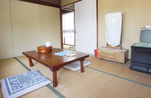 Shimotaga House | Antique room with Onsen in Atami