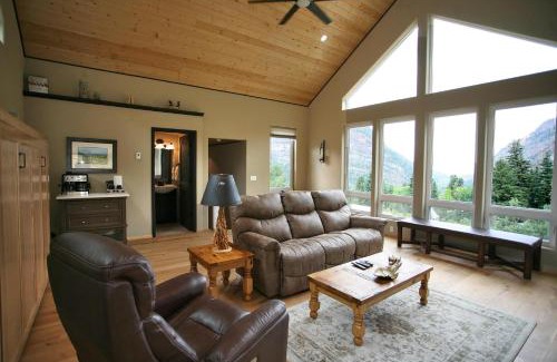 Ouray House | Antler Hill