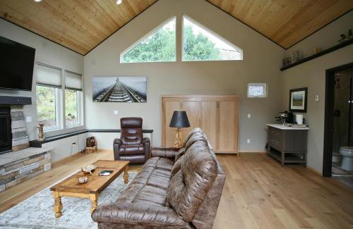 Ouray House | Antler Hill
